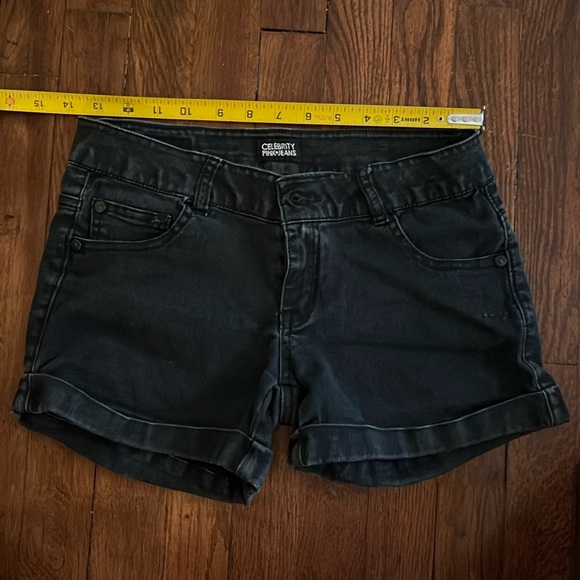Jean Short- Size 5 - Picture 3 of 3